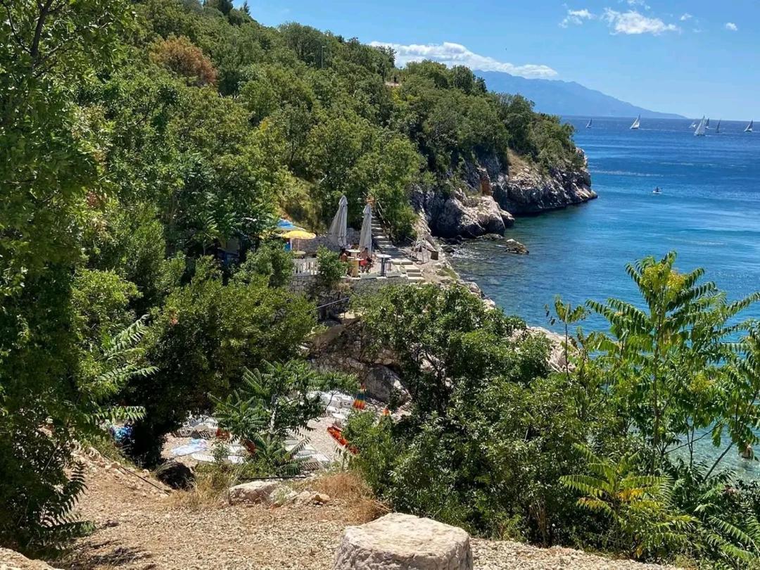 Apartamento Mirjam Novi Vinodolski Exterior foto